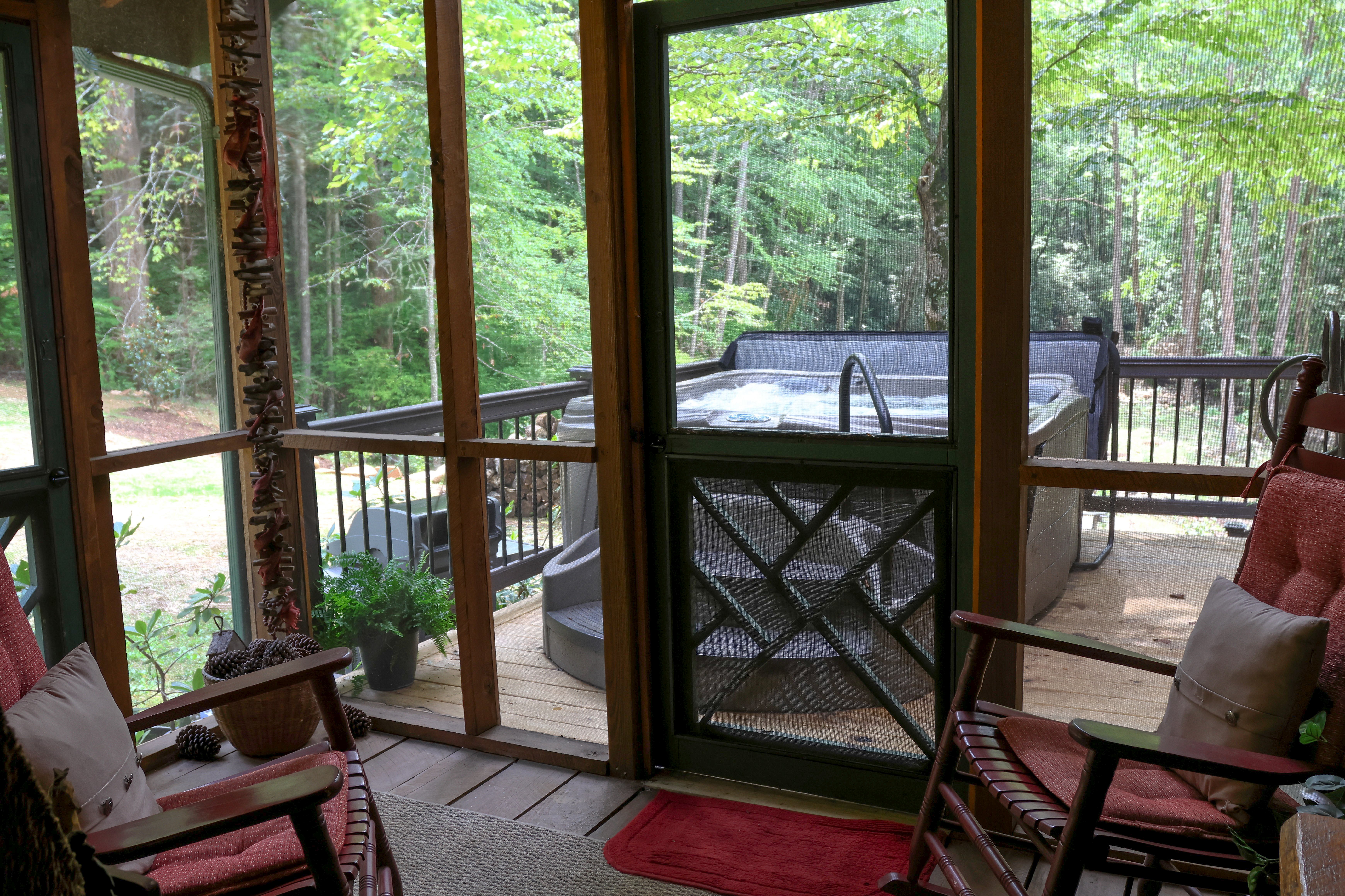 Hot tub on screened porch